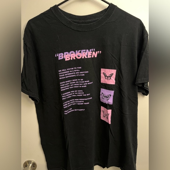 Yourstruly: broken poems tee - Picture 1 of 2